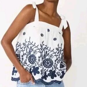 Draper James RSVP White Tank Top With Blue Floral Eyelets Women’s Large